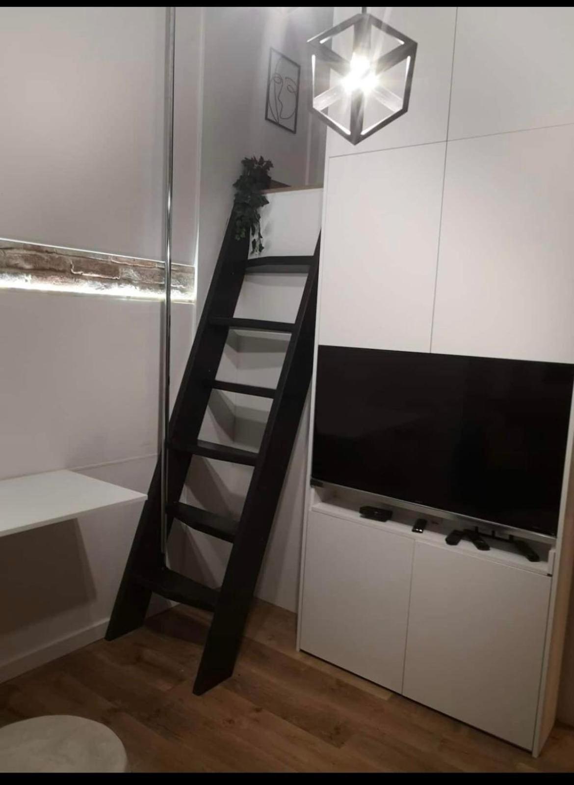 Apartament Studio W Srodmiesciu Łódź Zewnętrze zdjęcie